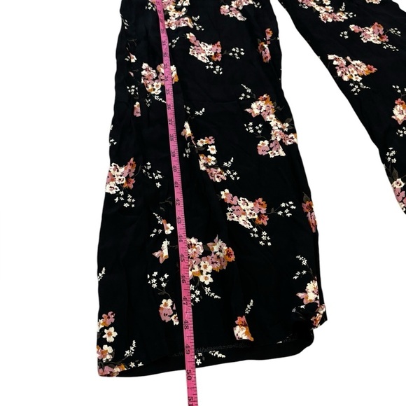 Black pink white floral off shoulder jumpsuit size small - Picture 3 of 6